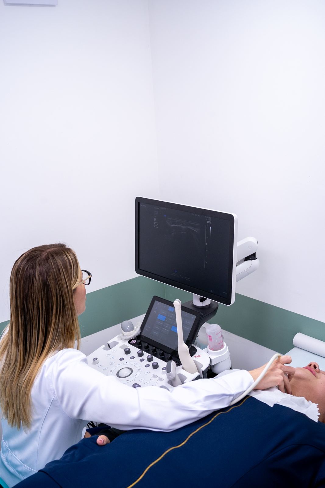 Exame de ultrassom na Clínica UltraCare